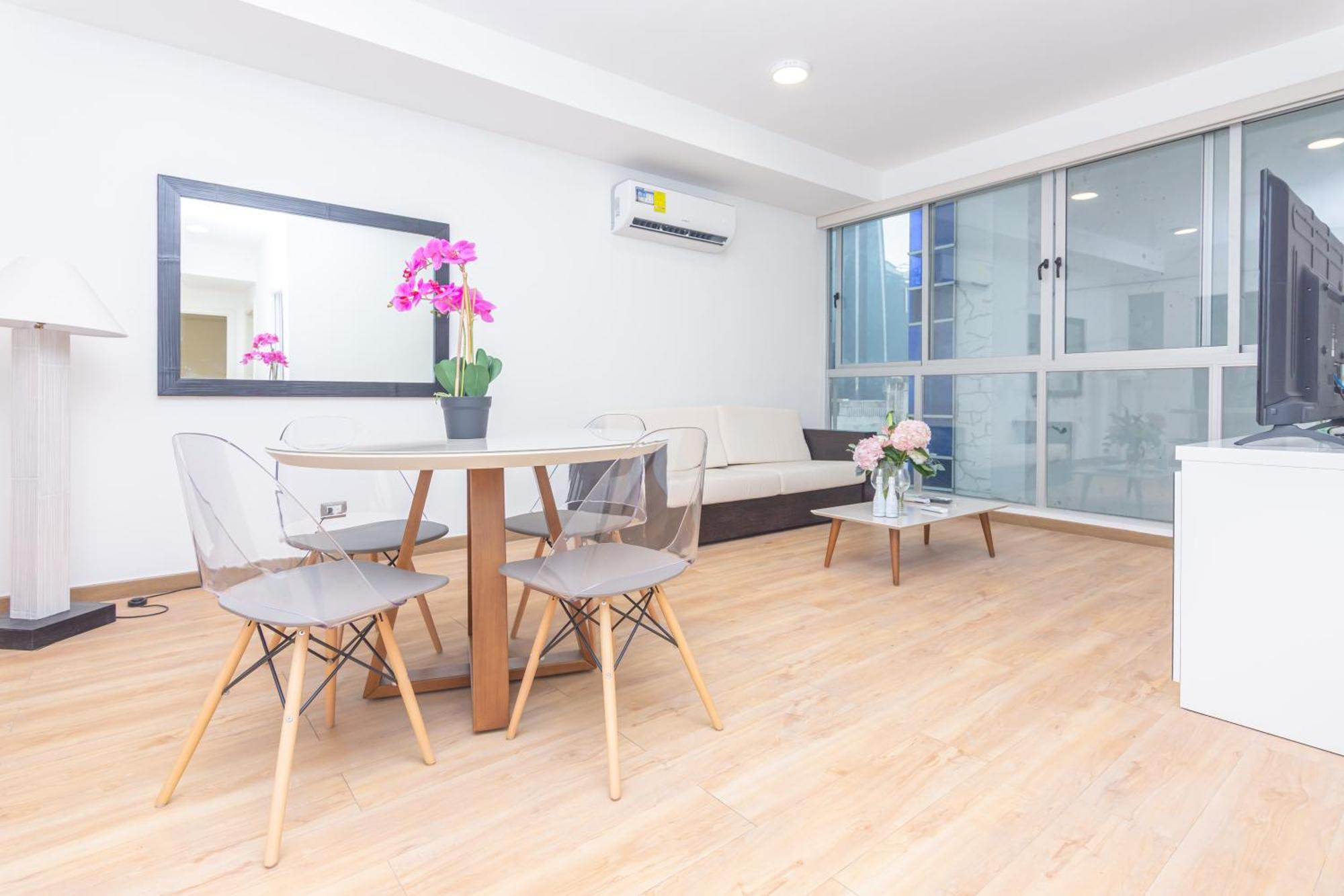 Boutique Apartments Panama Marbella Ngoại thất bức ảnh
